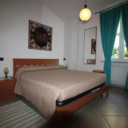 Amici Miei Giardino Privato E Scorcio Lago