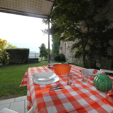 Amici Miei Giardino Privato E Scorcio Lago بيت للعطل *