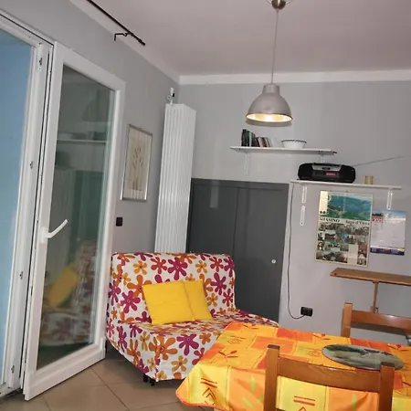 Amici Miei Giardino Privato E Scorcio Lago بيت للعطل