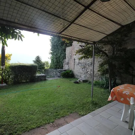 Amici Miei Giardino Privato E Scorcio Lago بيت للعطل